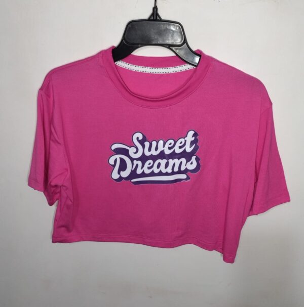 Camiseta crop top  Talla única sirve a talla S a Talla L