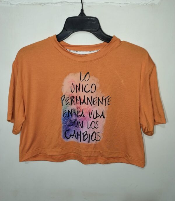 Camiseta crop top  Talla única sirve a talla S a Talla L